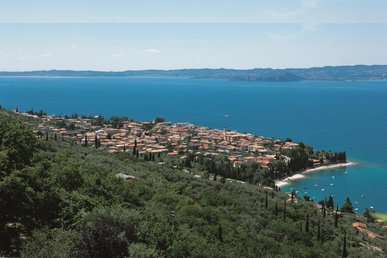 Casa Vacanza - Casa Del Padre Nascimbeni Torri Del Benaco Exterior foto